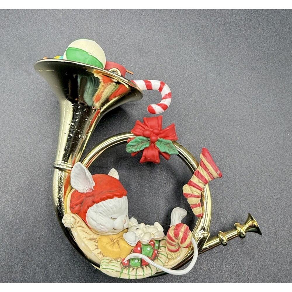 Carlton Ornament Gilmore Design 1990 Not A Creature Was Stirring Tuba Mouse LO19